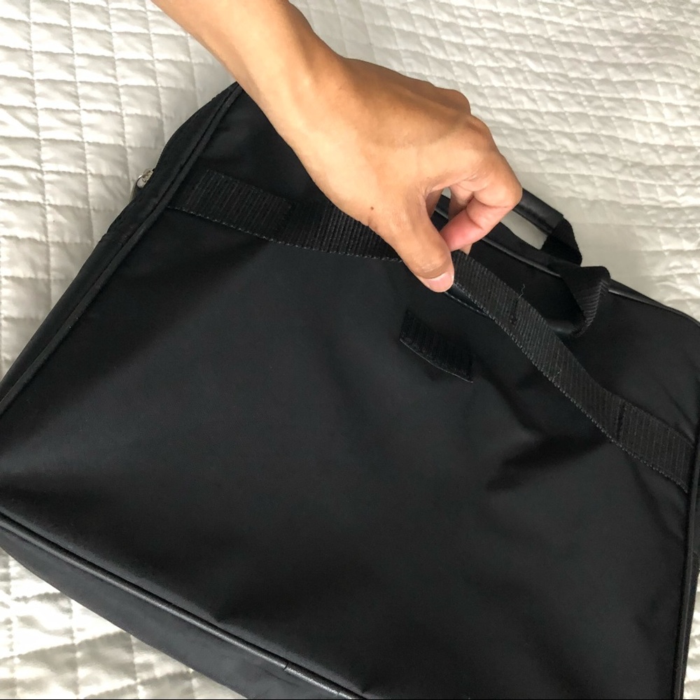 Samsonite laptop 💻/iPad/air pad 😊 - Picture 7 of 8